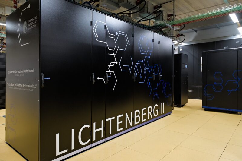 Lichtenberg High Performance Computer of TU Darmstadt among the Top500 Supercomputers