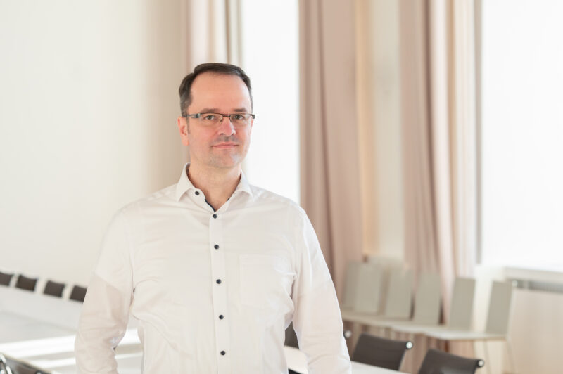 Professor Dr. Holger Marschall